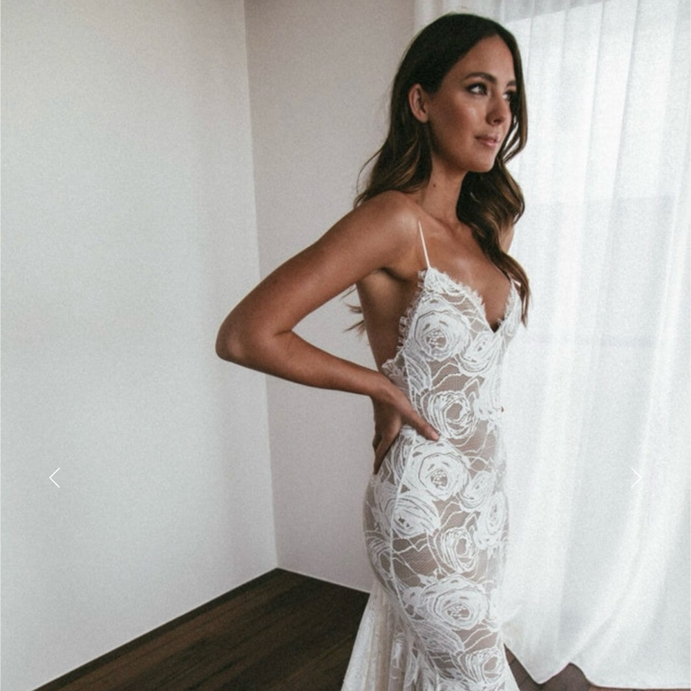 Grace Loves Lace Clo gown